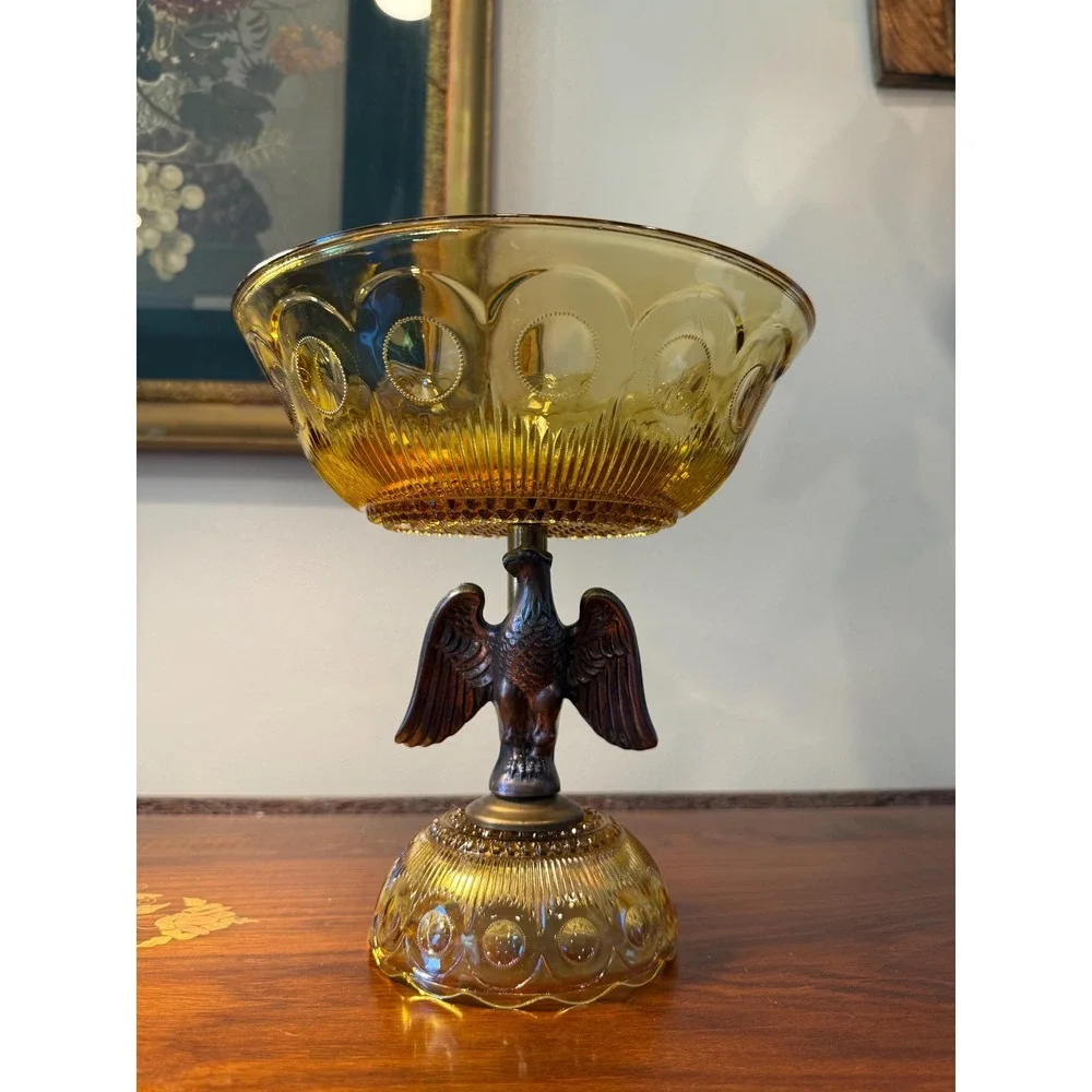 The Unbranded Brand amber pressed
